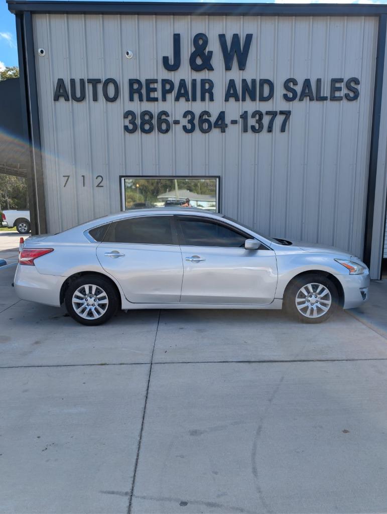 2013 Nissan Altima Sedan Base's photo