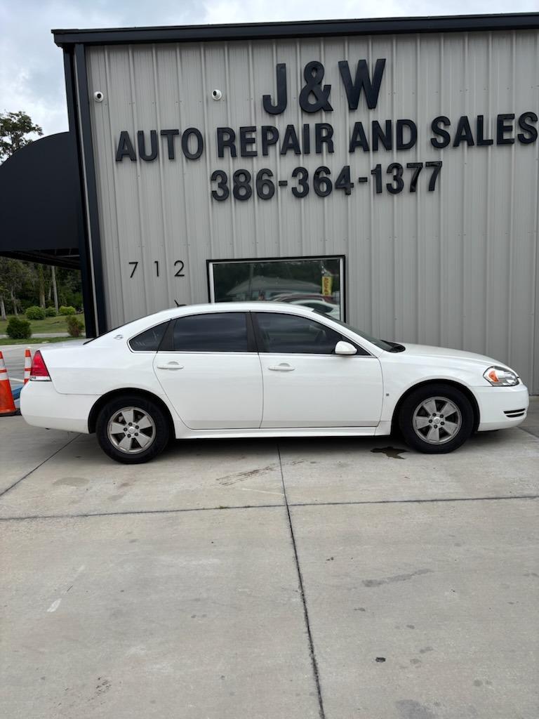 2009 Chevrolet Impala LS's photo