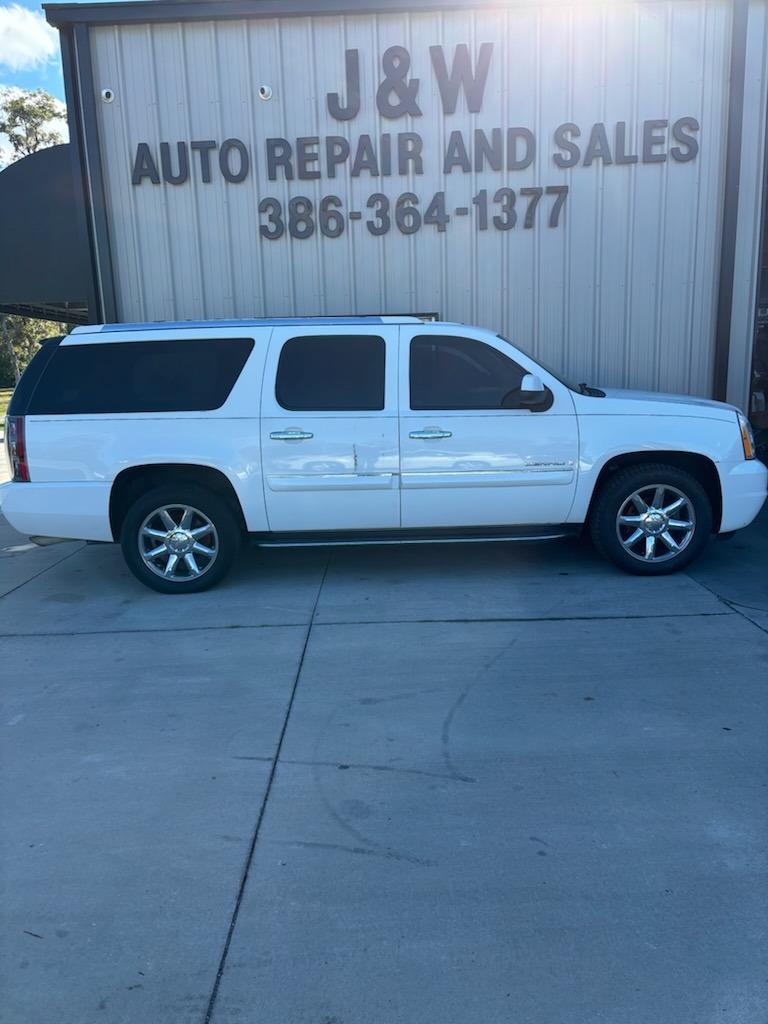 2008 GMC Yukon XL Denali's photo