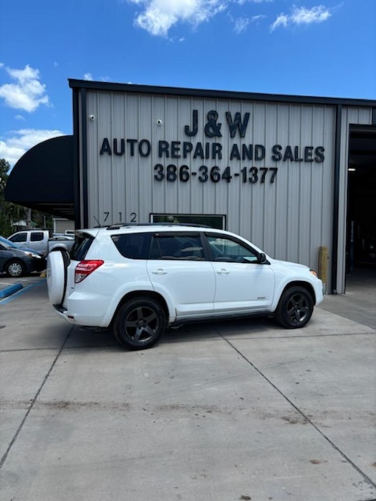 2009 Toyota RAV4 Sport 4x4's photo